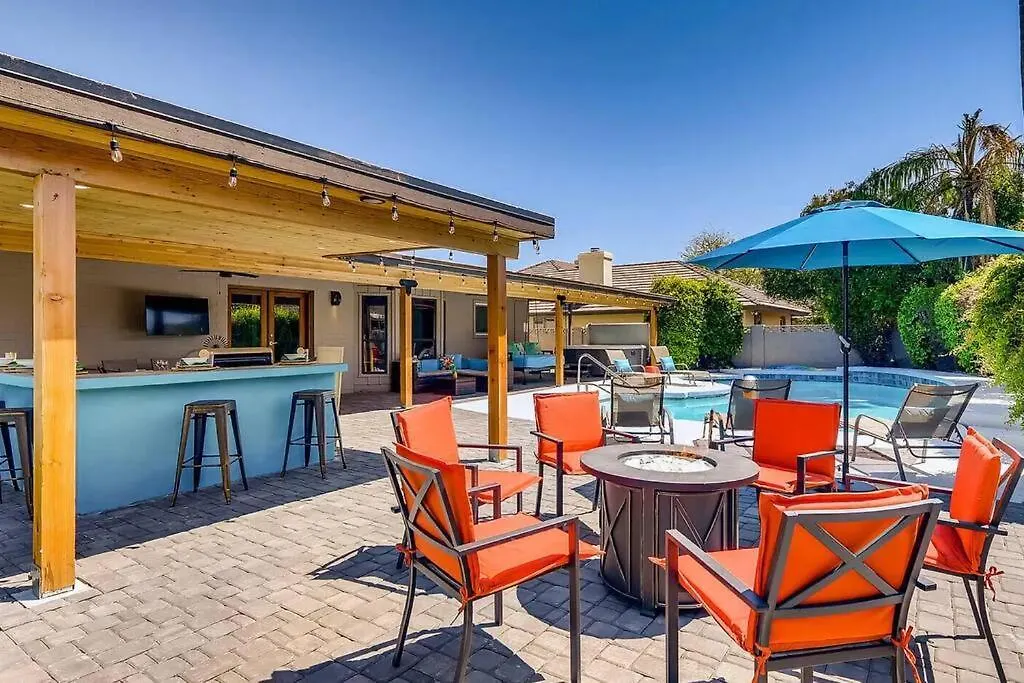 Holiday home Above Average Airbnb - Pool + Games Phoenix
